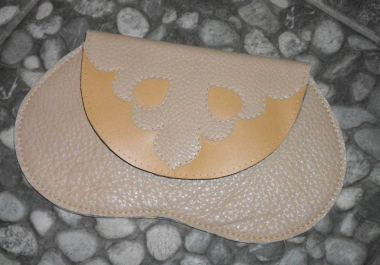 An unique genuine leather bag 'Flowers inside'